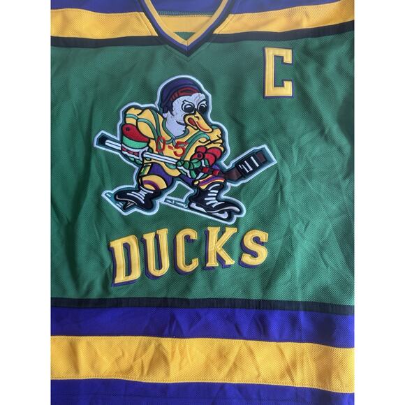 Men’s Adult D-5 Mighty Ducks Hockey Jersey #96 Charlie Conway Size Medium - Picture 2 of 9